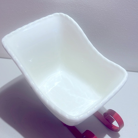 LARGE Christmas Decor Holiday Sleigh Ceramic & Iron Fruit Candy Bowl, Decor ~NEW - Picture 7 of 10